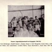 Unsere-Jugendmannschaft-im-Kriegsjahr-194142.jpg